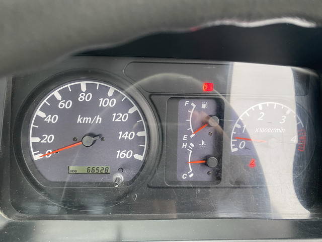 日産アトラス平ボディ小型（2t・3t）[写真13]