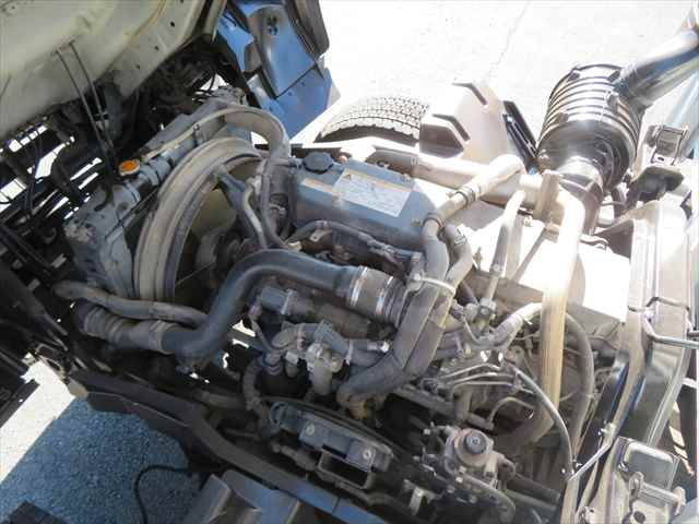 いすゞフォワードクレーン付増トン（6t・8t）[写真10]