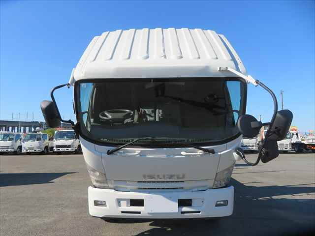 いすゞフォワードクレーン付増トン（6t・8t）[写真13]