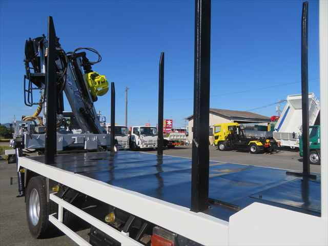 いすゞフォワードクレーン付増トン（6t・8t）[写真20]