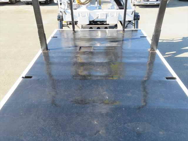 いすゞフォワードクレーン付増トン（6t・8t）[写真27]