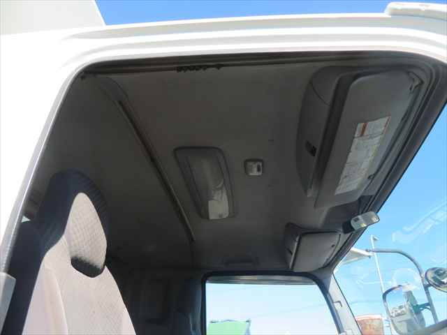 いすゞフォワードクレーン付増トン（6t・8t）[写真29]