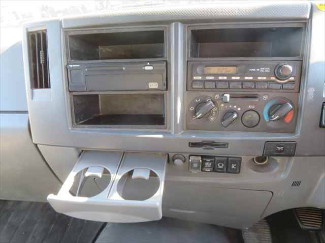 いすゞフォワードクレーン付増トン（6t・8t）[写真35]