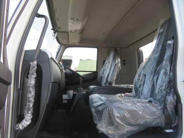 三菱ふそうファイタークレーン4段増トン（6t・8t）[写真26]