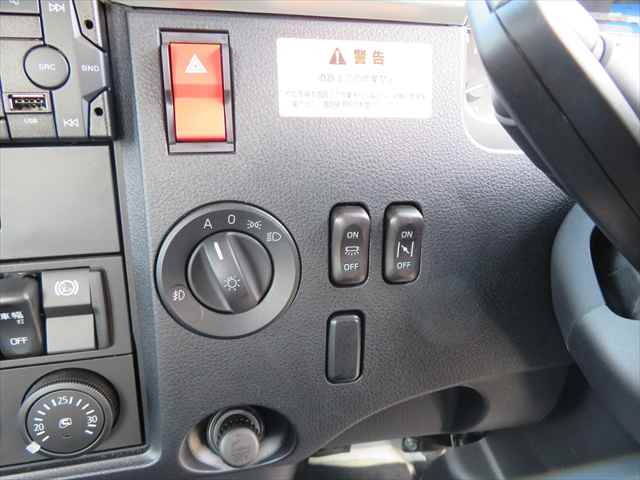 三菱ふそうファイタークレーン4段増トン（6t・8t）[写真31]