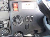 三菱ふそうファイタークレーン4段増トン（6t・8t）[写真32]