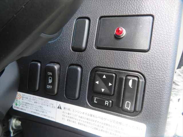 三菱ふそうファイタークレーン4段増トン（6t・8t）[写真32]