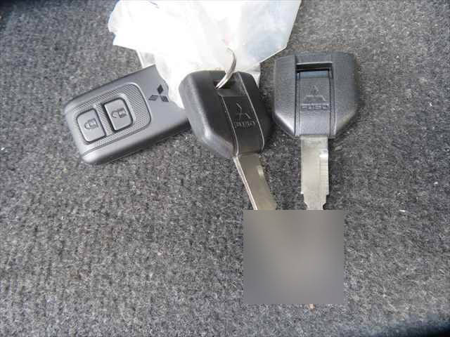 三菱ふそうファイタークレーン4段増トン（6t・8t）[写真33]