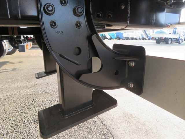 三菱ふそうファイタークレーン4段増トン（6t・8t）[写真36]