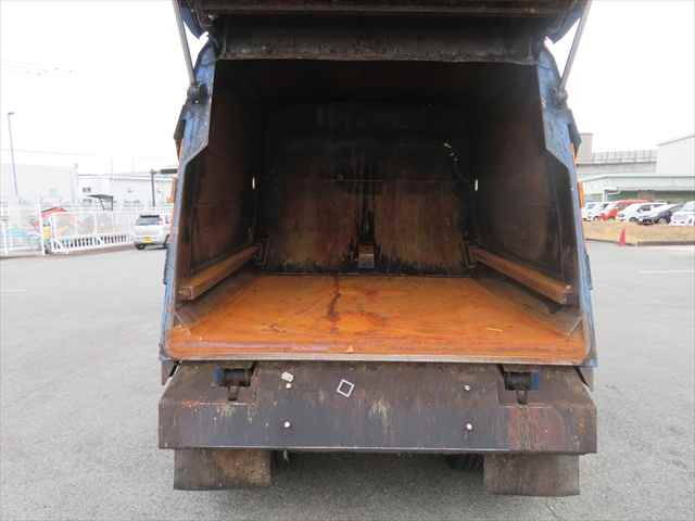 日野デュトロパッカー車（塵芥車）小型（2t・3t）[写真20]