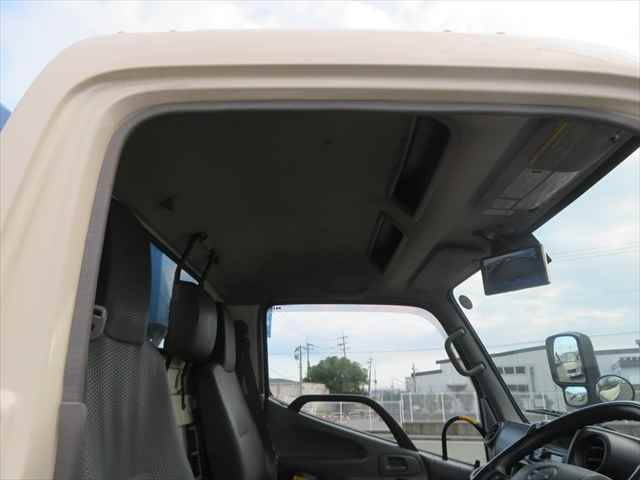 日野デュトロパッカー車（塵芥車）小型（2t・3t）[写真38]