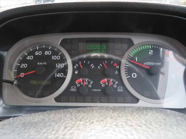 日野レンジャーコンテナ専用車増トン（6t・8t）[写真27]