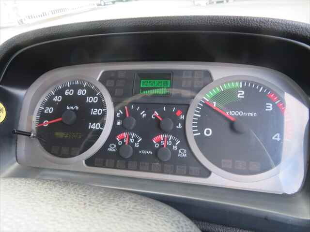 日野レンジャーコンテナ専用車増トン（6t・8t）[写真30]