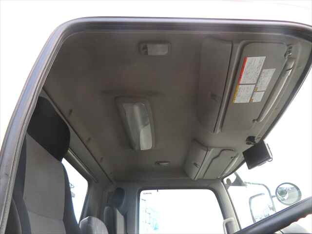 日野レンジャーコンテナ専用車増トン（6t・8t）[写真39]