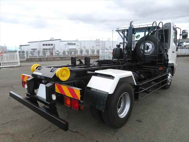 日野レンジャーコンテナ専用車増トン（6t・8t）[写真04]