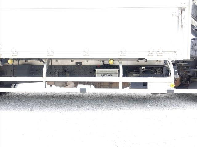 いすゞフォワードアルミウイング中型（4t）[写真13]