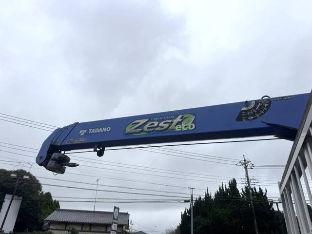 いすゞフォワードクレーン4段中型（4t）[写真12]