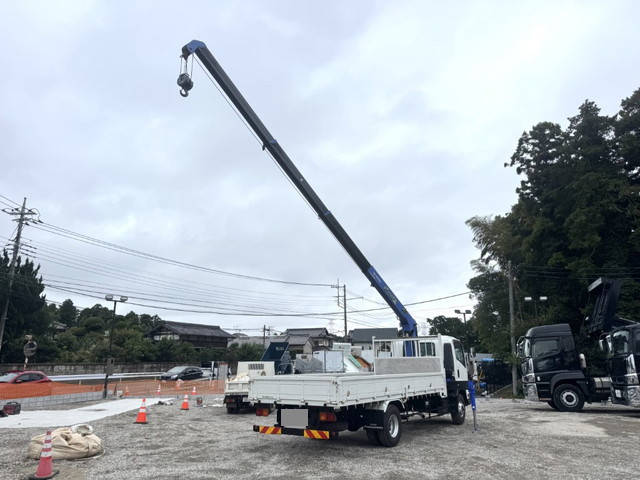 いすゞフォワードクレーン4段中型（4t）[写真02]