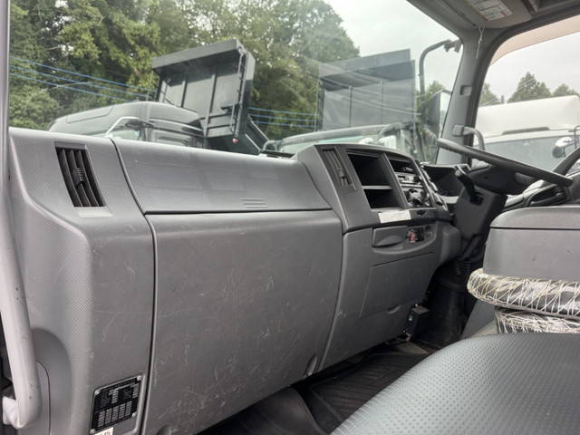 いすゞフォワードクレーン4段中型（4t）[写真26]