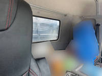 UDトラックスクオンダンプ大型（10t）[写真29]