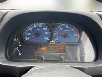 UDトラックスクオンダンプ大型（10t）[写真32]