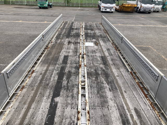 日野プロフィアアルミブロック大型（10t）[写真13]