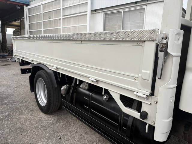 トヨタトヨエースダブルキャブ（Wキャブ）小型（2t・3t）[写真09]