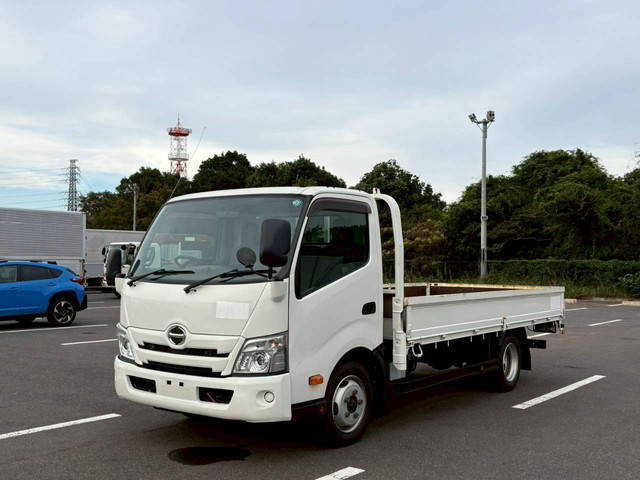 日野デュトロ平ボディ2020年(令和2年)2RG-XZU710M