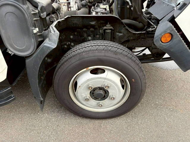 日野デュトロ平ボディ小型（2t・3t）[写真17]