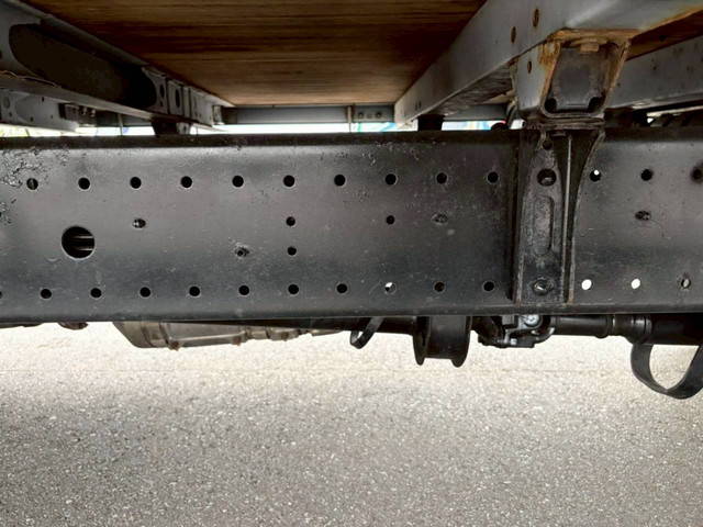 日野デュトロ平ボディ小型（2t・3t）[写真27]