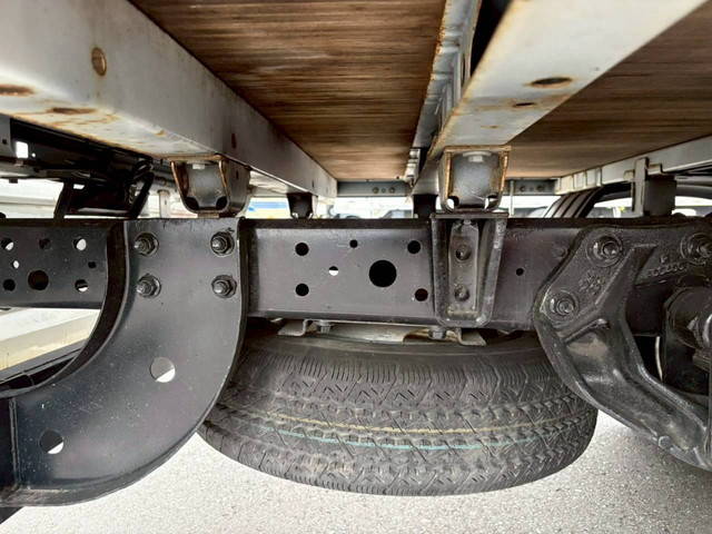 日野デュトロ平ボディ小型（2t・3t）[写真32]