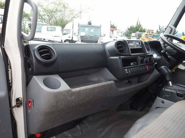 トヨタその他の車種平ボディ小型（2t・3t）[写真28]