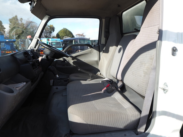 トヨタその他の車種アルミバン小型（2t・3t）[写真32]