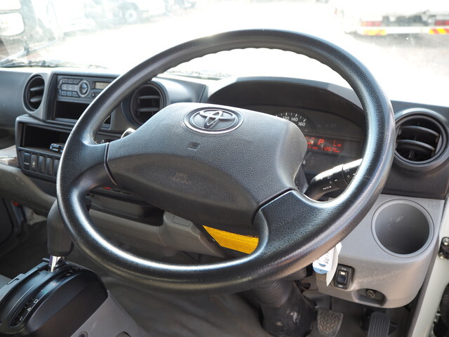 トヨタその他の車種アルミバン小型（2t・3t）[写真36]