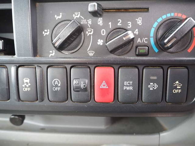 トヨタその他の車種平ボディ小型（2t・3t）[写真37]