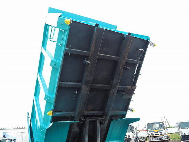 トヨタその他の車種深ダンプ（土砂禁ダンプ）小型（2t・3t）[写真13]