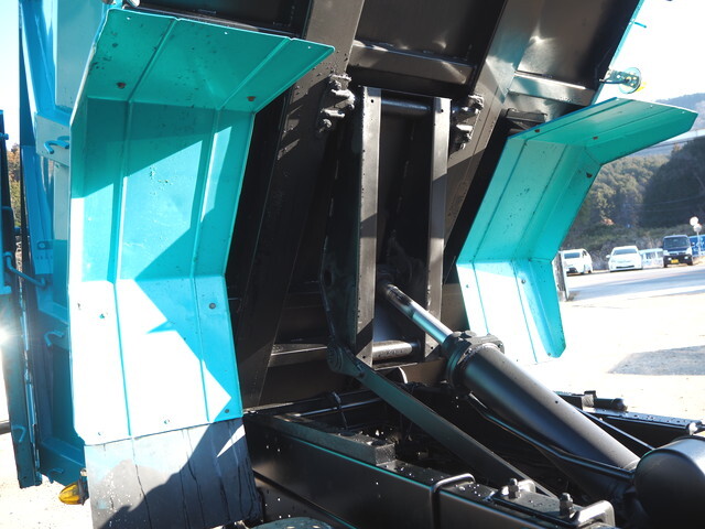 トヨタその他の車種深ダンプ（土砂禁ダンプ）小型（2t・3t）[写真15]