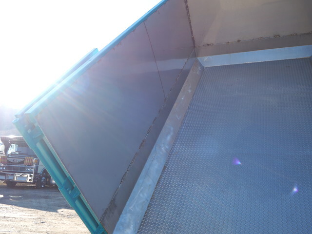 トヨタその他の車種深ダンプ（土砂禁ダンプ）小型（2t・3t）[写真23]