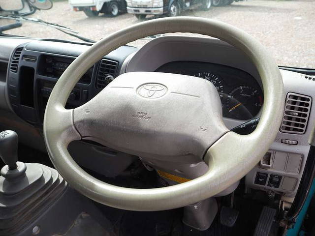 トヨタその他の車種深ダンプ（土砂禁ダンプ）小型（2t・3t）[写真35]