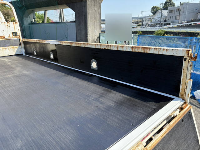 日野デュトロクレーン4段小型（2t・3t）[写真11]