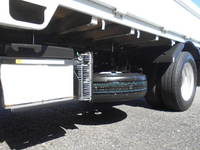 日産アトラス平ボディ小型（2t・3t）[写真15]