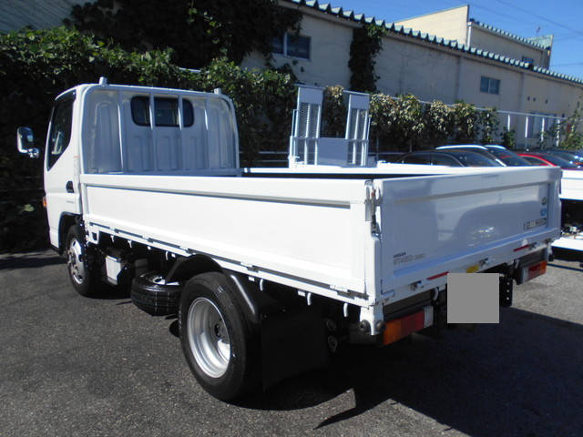 日産アトラス平ボディ小型（2t・3t）[写真02]