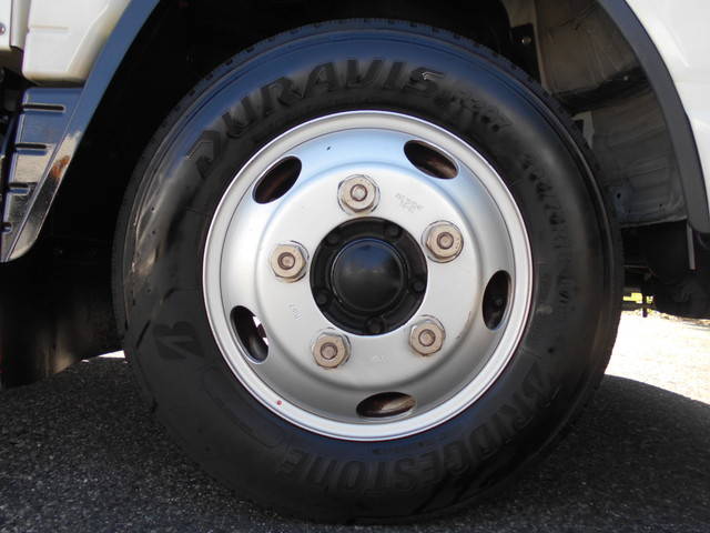 日産アトラス平ボディ小型（2t・3t）[写真17]