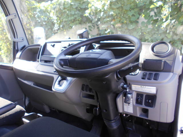 日産アトラス平ボディ小型（2t・3t）[写真20]