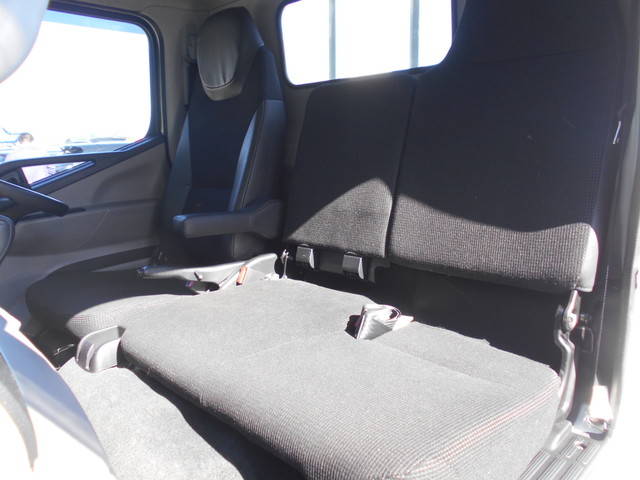 日産アトラス平ボディ小型（2t・3t）[写真23]