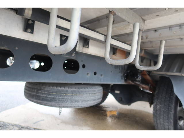 三菱ふそうファイターアルミウイング中型（4t）[写真15]