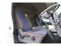 三菱ふそうファイターアルミウイング中型（4t）[写真31]