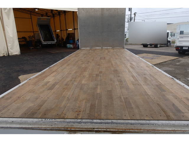 三菱ふそうファイターアルミウイング中型（4t）[写真08]