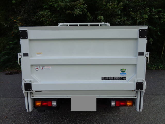 三菱ふそうキャンターダブルキャブ（Wキャブ）小型（2t・3t）[写真11]