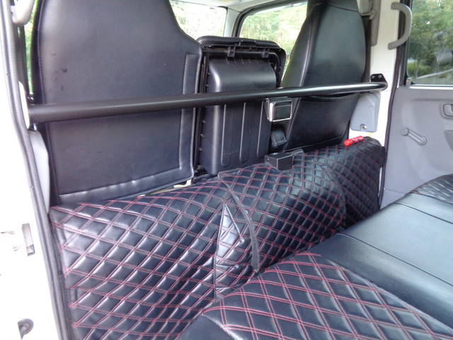 三菱ふそうキャンターダブルキャブ（Wキャブ）小型（2t・3t）[写真23]